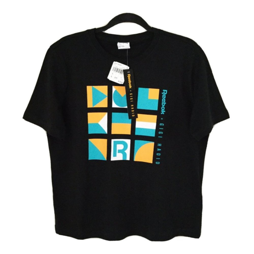 ⛔️SOLD⛔️ REEBOK Gigi Hadid Graphic T-Shirt Black L - Picture 2 of 12